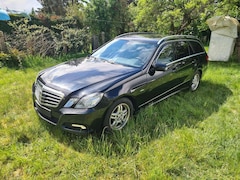 Bild des Angebotes Mercedes-Benz E 350 E 350 T CDI DPF BlueEFFICIENCY 7G-TRONIC Avantgarde