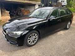 Bild des Angebotes BMW 320 320d Touring Efficient Dynamics Edition