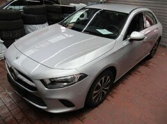 Bild des Angebotes Mercedes-Benz A 200 i Lim. 7G-DCT VIRTU/NAVI/DAB/PDC/TEMP/SHZ