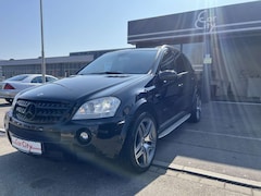 Bild des Angebotes Mercedes-Benz ML 63 AMG ML 63 AMG 21Zoll Black&Black* K-Go*TopZus*AlcLenk*