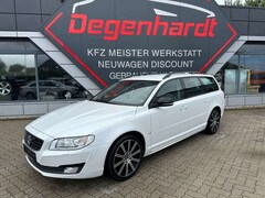 Bild des Angebotes Volvo V70 Kombi Linje Svart Navi Temp Virtual Xenon