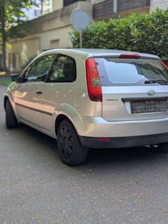 Bild des Angebotes Ford Fiesta 1.25 TÜV NEU