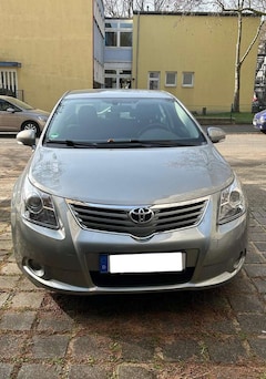 Bild des Angebotes Toyota Avensis Avensis 2.0 VVT-i Executive