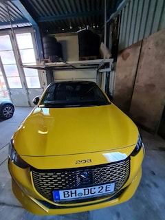 Bild des Angebotes Peugeot e-208 208 Elektromotor 136 GT Pack