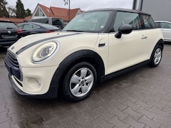 Bild des Angebotes MINI Cooper PANORAMA LED PDC SHZ NAVI TEMPOMAT TOP