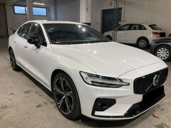 Bild des Angebotes Volvo S60 2.0 B5 Mild-Hybrid Ultimate Dark AWD