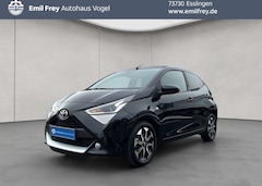 Bild des Angebotes Toyota Aygo 1.0 x-play Team D Faltdach