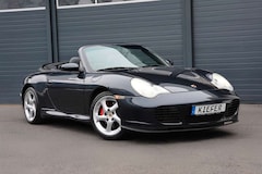 Bild des Angebotes Porsche 996 Carrera 4S Cabrio/BOSE/SHZ/Sportluftfilter