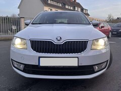 Bild des Angebotes Skoda Octavia Octavia III Combi Diesel Combi 1.6 TDI GreenLine