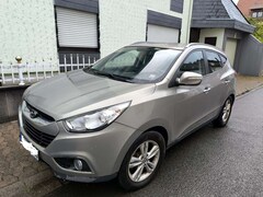 Bild des Angebotes Hyundai iX35 ix35 2.0 CRDi 4WD AutomatikStyle