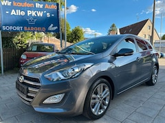 Bild des Angebotes Hyundai i30 cw blue Passion 1 HAND/NAVI/SHZ/PDC/8 FACHB