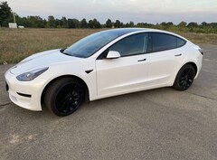 Bild des Angebotes Tesla Model 3 Standard Reichweite Plus Hinterradantrieb