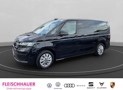 Bild des Angebotes VW Transporter lang 2.0 TDI Life AHK-klappbar Navi Digitales Cock