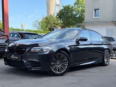 Bild des Angebotes BMW M5 NAVI/SOFT-CLOSE/HUD/GLASDACH/MEMORY/SPORT-ABG