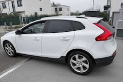Bild des Angebotes Volvo V40 Cross Country V40 Cross Country T3 Geartronic Momentum