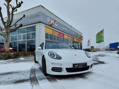 Bild des Angebotes Porsche Panamera 4 PDLS+/PASM/Schiebedach/Mahagoni/BOSE