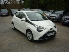 Bild des Angebotes Toyota Aygo X AYGO x-play* 1. Hand* Garantie* Bremsen neu*