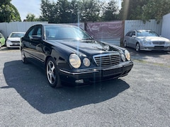 Bild des Angebotes Mercedes-Benz E 240 T Avantgarde Rentnerwagen Neuwertig !!