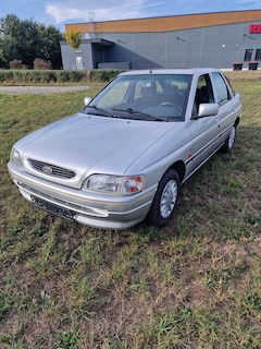 Bild des Angebotes Ford Escort 16V Ghia