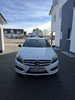 Bild des Angebotes Mercedes-Benz A 200 A 200 CDI AMG Line + Pano.