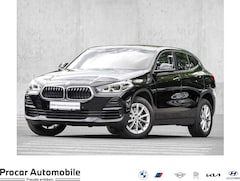 Bild des Angebotes BMW X2 sDrive20i ADVANTAGE+ACC+AHK+KAMERA+LED