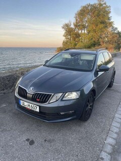 Bild des Angebotes Skoda Octavia Combi 2.0 TDI DSG Soleil