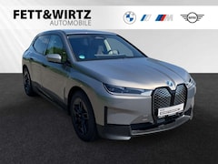 Bild des Angebotes BMW iX xDrive50 AHK|Parkassist.+|DrivingAss.+