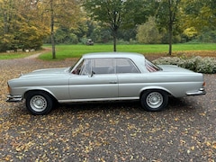 Bild des Angebotes Mercedes-Benz 280 SE 3.5 Deutsch TOP ORGINAL ROSTFREI