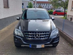 Bild des Angebotes Mercedes-Benz ML 300 ML 300 CDI 4Matic 7G-TRONIC DPF BlueEFFICIENCY