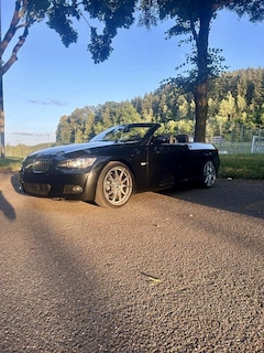 Bild des Angebotes BMW 325 325i Cabrio Aut. M Sport Edition