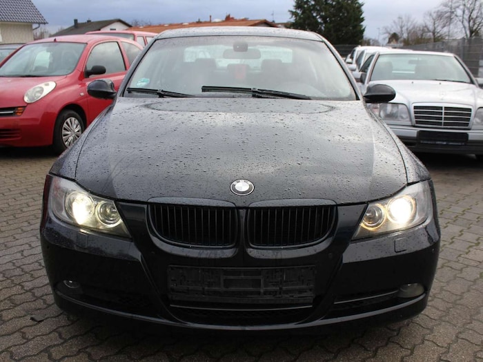 12 Gebrauchtwagen Denull