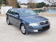 Bild des Angebotes Skoda Octavia Octavia Combi 1.6 Ambiente