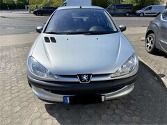 Bild des Angebotes Peugeot 206 60 Filou