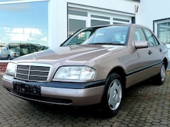 Mercedes-Benz C 180 Rosenholz Metallic im BESTZUSTAND!