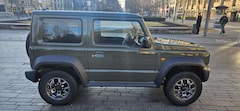 Bild des Angebotes Suzuki Jimny Jimny 1.5 AllGrip Comfort+ Plus GJ 4 Sitze Navi Klima AHK 42tkm Mittelarmlehne