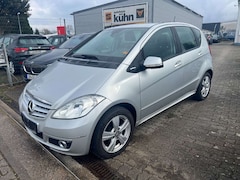 Bild des Angebotes Mercedes-Benz A 180 CDI AVANTGARDE , AHK , TEILLEDER