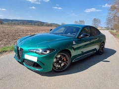 Bild des Angebotes Alfa Romeo Giulia Quadrifoglio Akrapovic 2.9 V6 QV Bi-Turbo