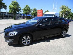 Bild des Angebotes Volvo V60 Business Edition *Navi*Sitzheizung*Tempomat