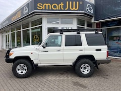 Bild des Angebotes Toyota Land Cruiser GRJ 76 komplett voll an Zubehör Bestzustand