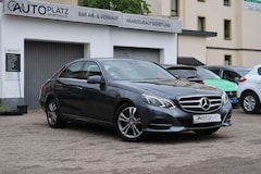 Bild des Angebotes Mercedes-Benz E 220 E220 Lim. BlueTec *LED-SCHEINW. *NAVI *AUTOMATIK