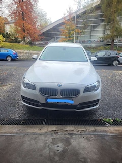 BMW 520 520d Touring Aut. Luxury Line