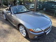 Bild des Angebotes BMW Z4 Roadster 3.0i *2.Hand*Scheckheft*HU 6/2027*PDC*