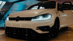VW Golf R Performance