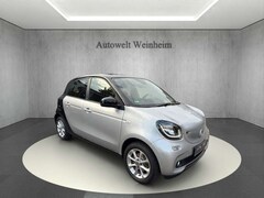 Bild des Angebotes smart forFour FORFOUR°52kW°PANO°SHZ°PDC°NAV°TEMPOMAT°NUR47TKM°