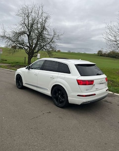 Bild des Angebotes Audi Q7 e-tron 3.0 TDI e-tron quattro TÜV NEU!!