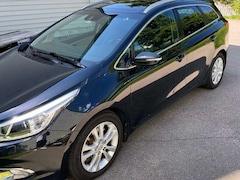 Bild des Angebotes Kia Ceed SW / cee'd SW Ceed 1.6 GDI DCT SW Platinum Edition
