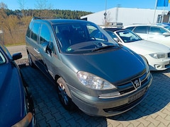 Peugeot 807 Tendance