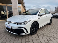 Bild des Angebotes VW Golf VIII Lim. R-Line Pano Discover Pro Harman