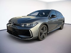 Bild des Angebotes VW Passat R-Line 2.0TDI 193PS 4MOTION DSG IQ.LIGHT.PANO.AHK.