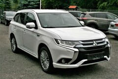 Bild des Angebotes Mitsubishi Outlander PHEV Plus 4WD+Xenon+360°+AHK+PDC+Leder